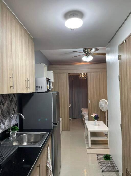 Fully Equipped 1Br Condo At Shore2 Near To Moa マニラ市 エクステリア 写真