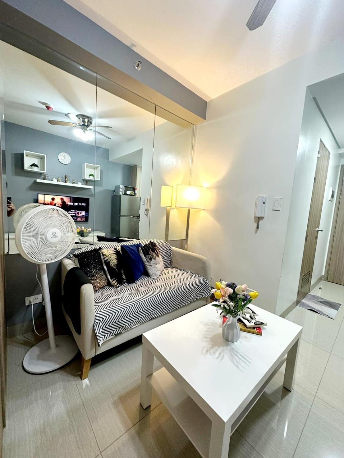 Fully Equipped 1Br Condo At Shore2 Near To Moa マニラ市 エクステリア 写真