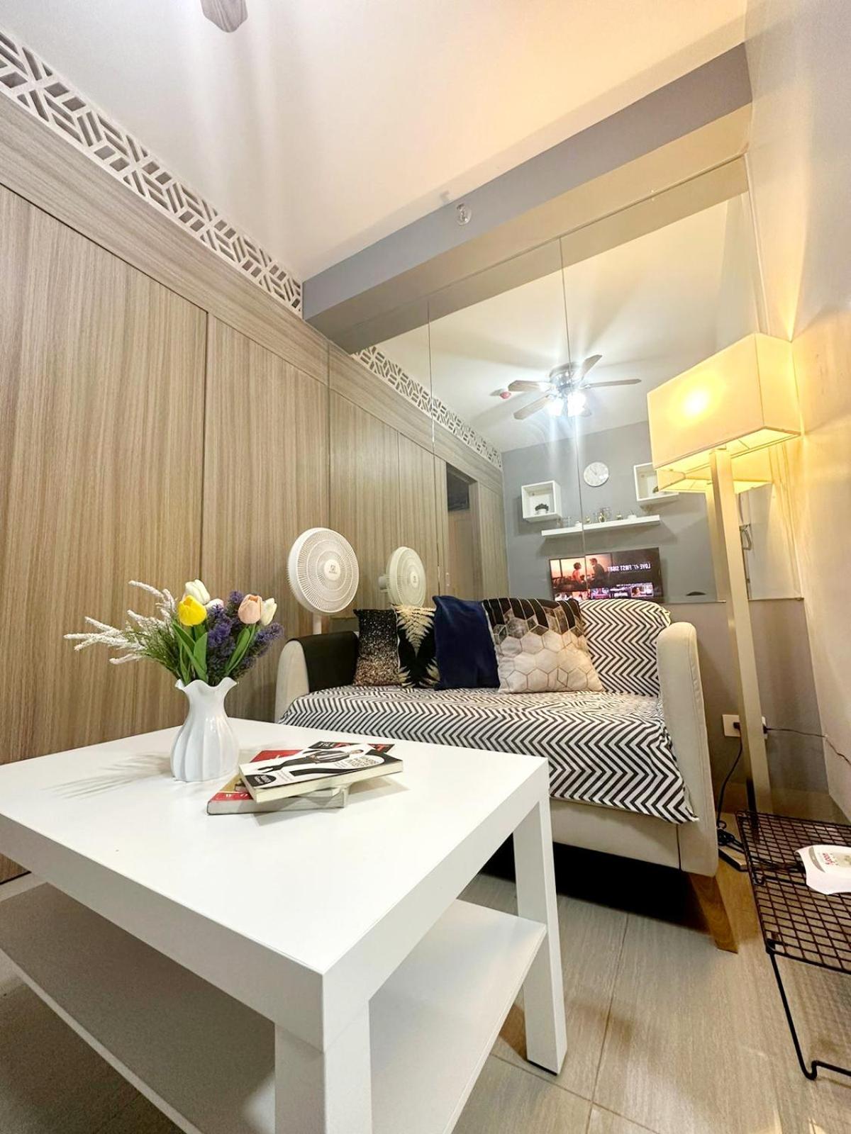 Fully Equipped 1Br Condo At Shore2 Near To Moa マニラ市 エクステリア 写真