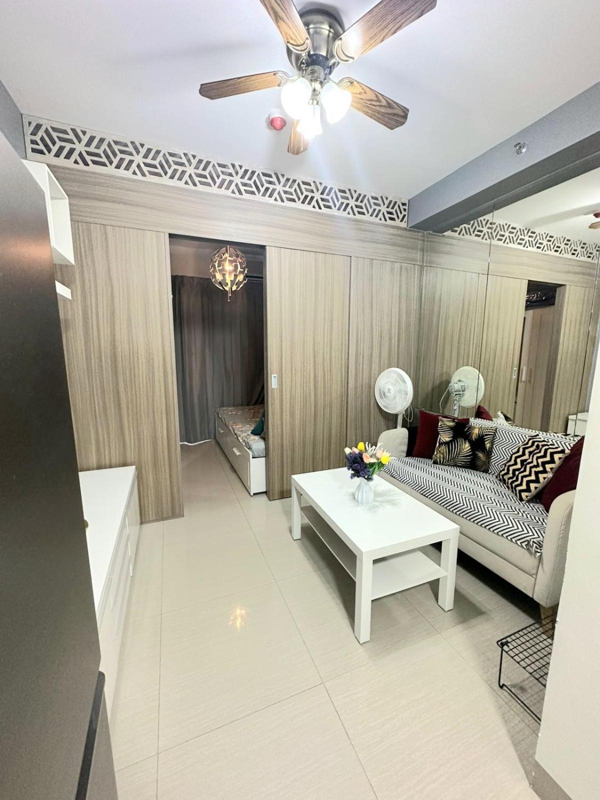 Fully Equipped 1Br Condo At Shore2 Near To Moa マニラ市 エクステリア 写真